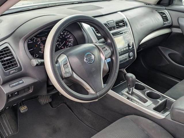Used 2014 Nissan Altima 2.5 S w/ Sport Value Package image 14