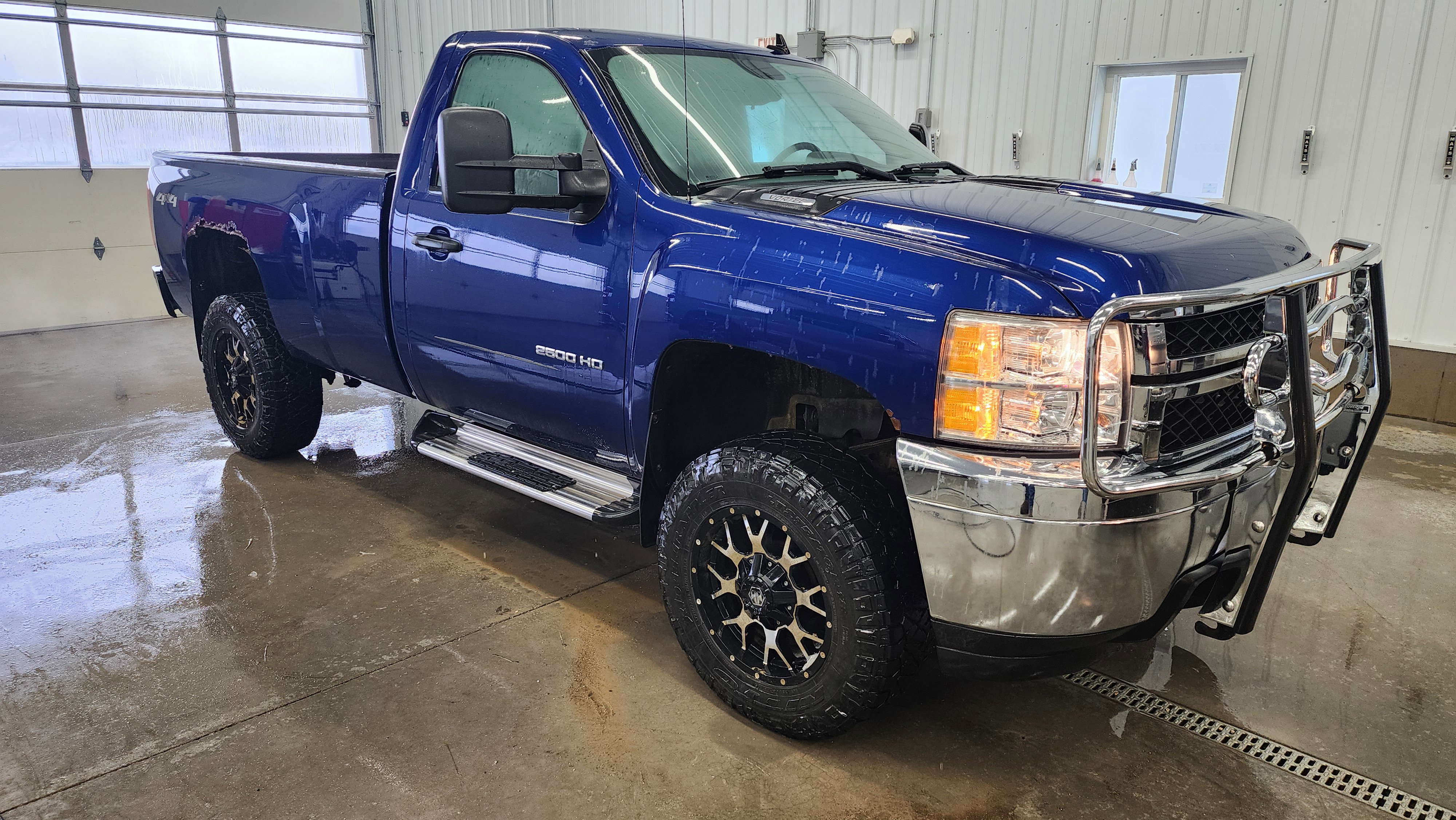 Used 2013 Chevrolet Silverado 2500 LT image 3