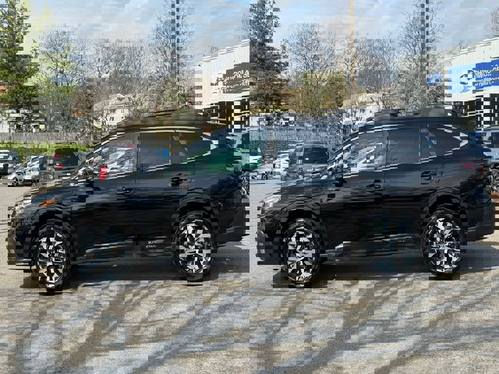 Used 2022 Subaru Outback Limited image 11