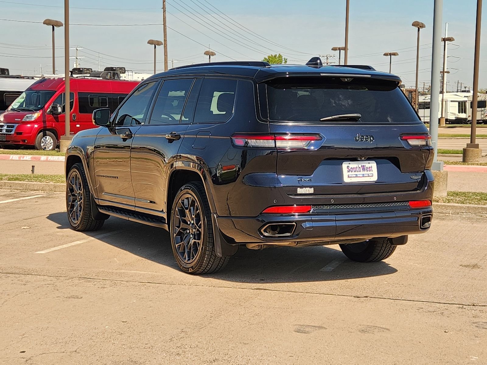 Used 2023 Jeep Grand Cherokee L Summit image 4