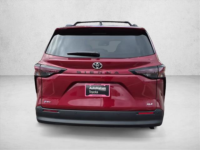 New 2026 Toyota Sienna XLE FWD image 8