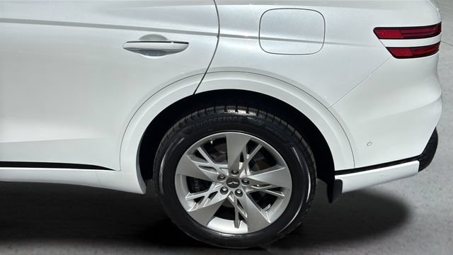 Used 2023 Genesis GV70 3.5T Sport w/ Sport Advanced Package AWD/4WD image 36