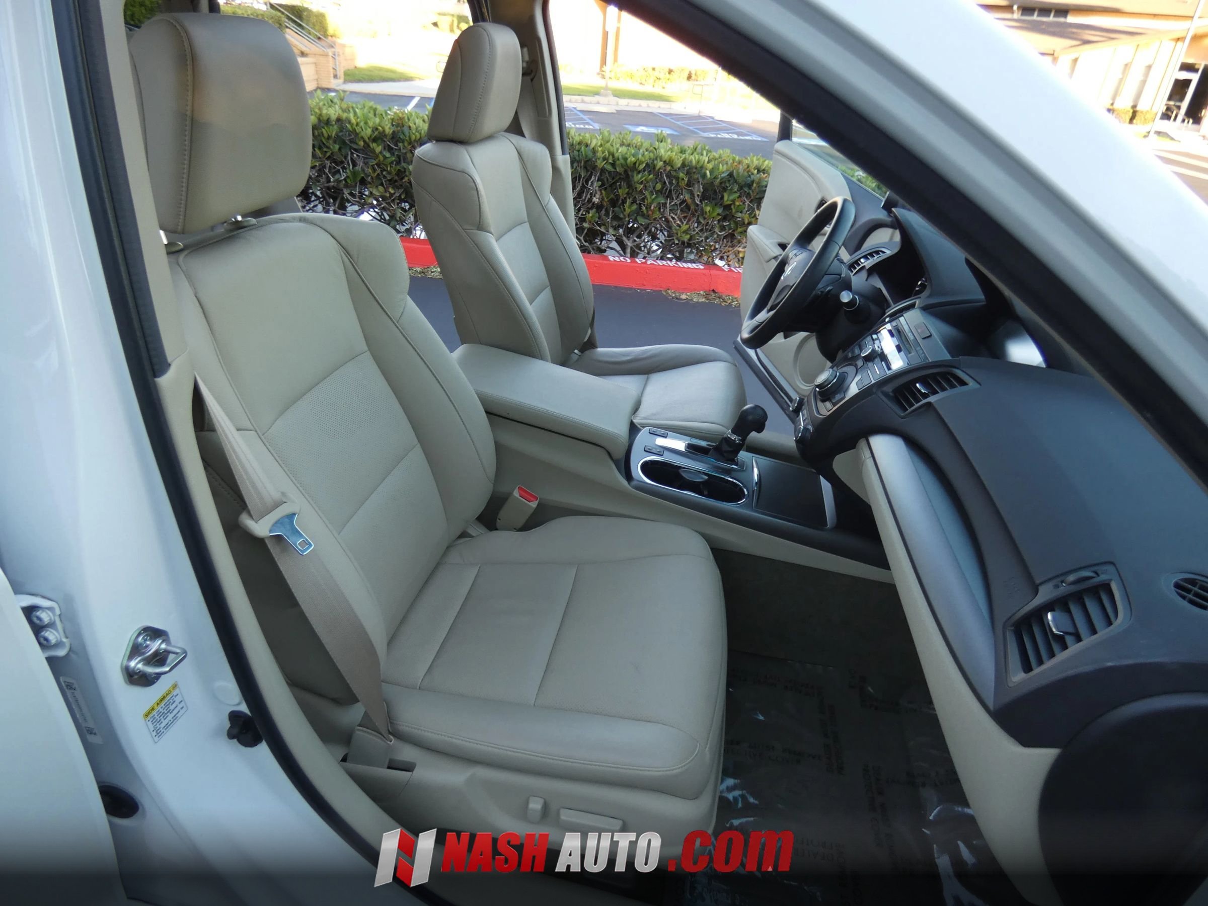 Used 2015 Acura RDX w/ Technology Package FWD image 25