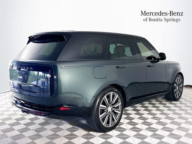 Used 2023 Land Rover Range Rover SE AWD/4WD image 7