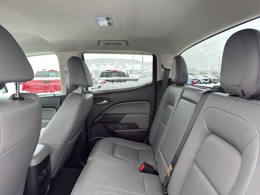 Used 2015 Chevrolet Colorado LT w/ Luxury Package image 32
