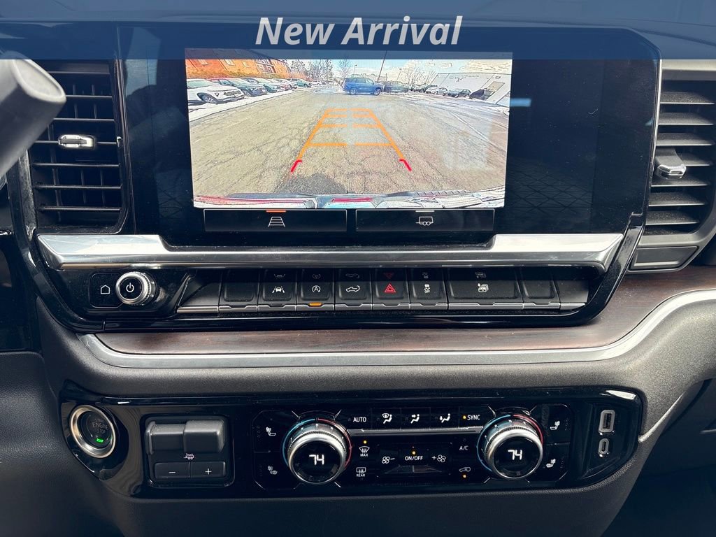 Certified 2025 GMC Sierra 1500 SLT image 8