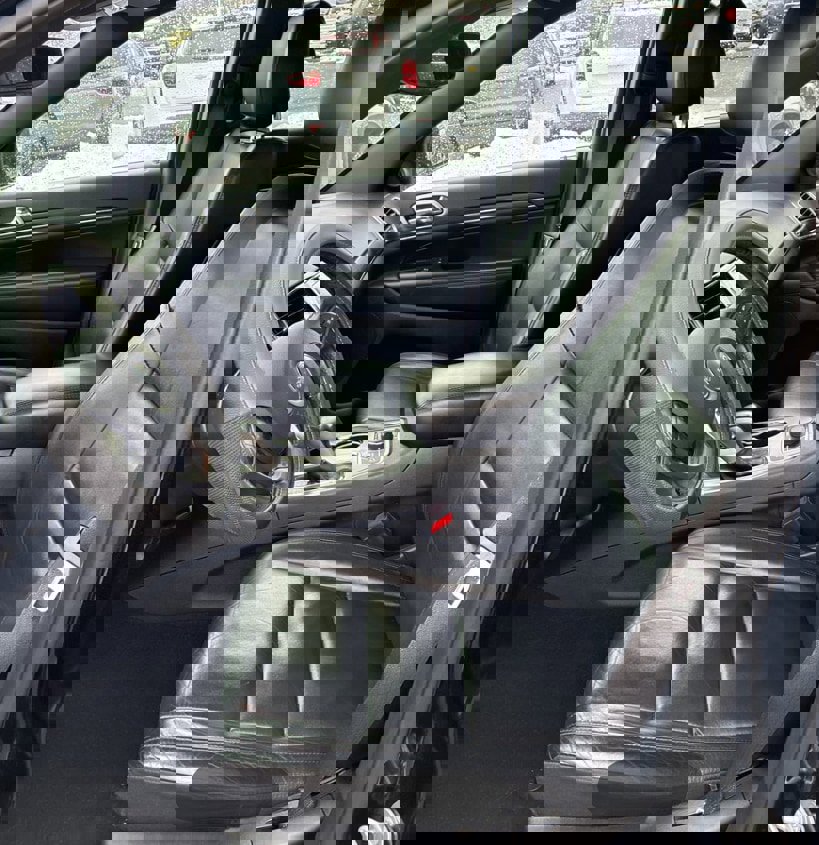 Used 2020 Jeep Grand Cherokee Limited image 14