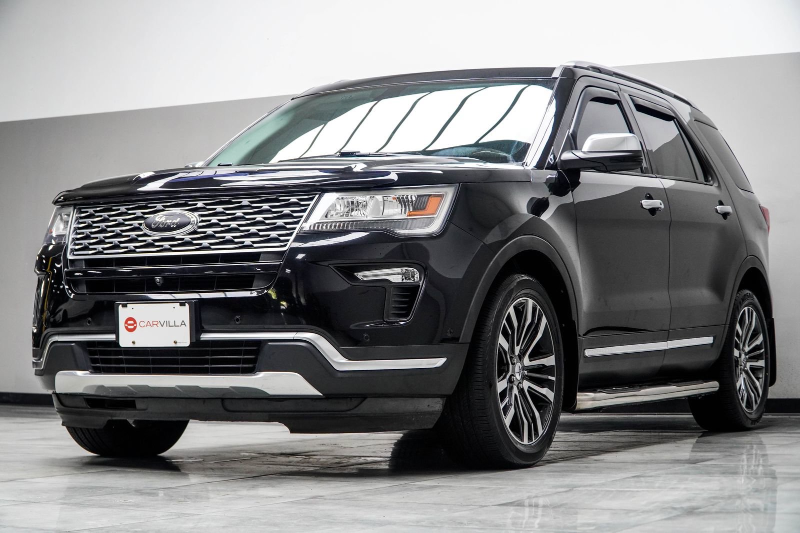 Used 2018 Ford Explorer Platinum AWD/4WD image 8