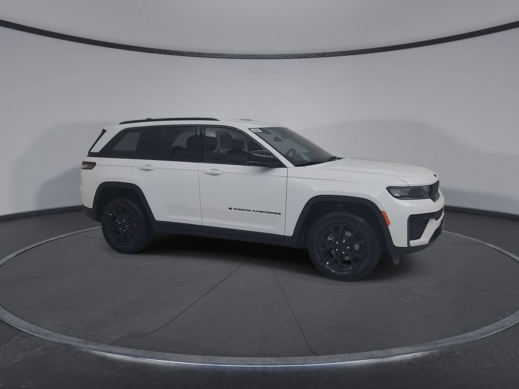 New 2026 Jeep Grand Cherokee Altitude AWD/4WD image 17