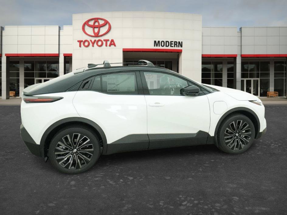 New 2026 Toyota C-HR AWD/4WD image 18