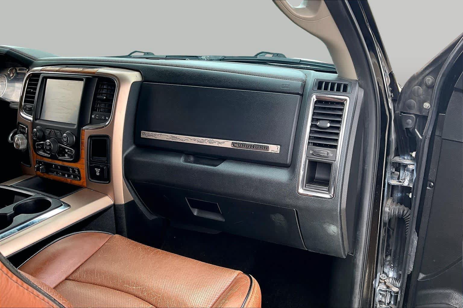 Used 2014 RAM 1500 Laramie Longhorn w/ Convenience Group RWD image 18