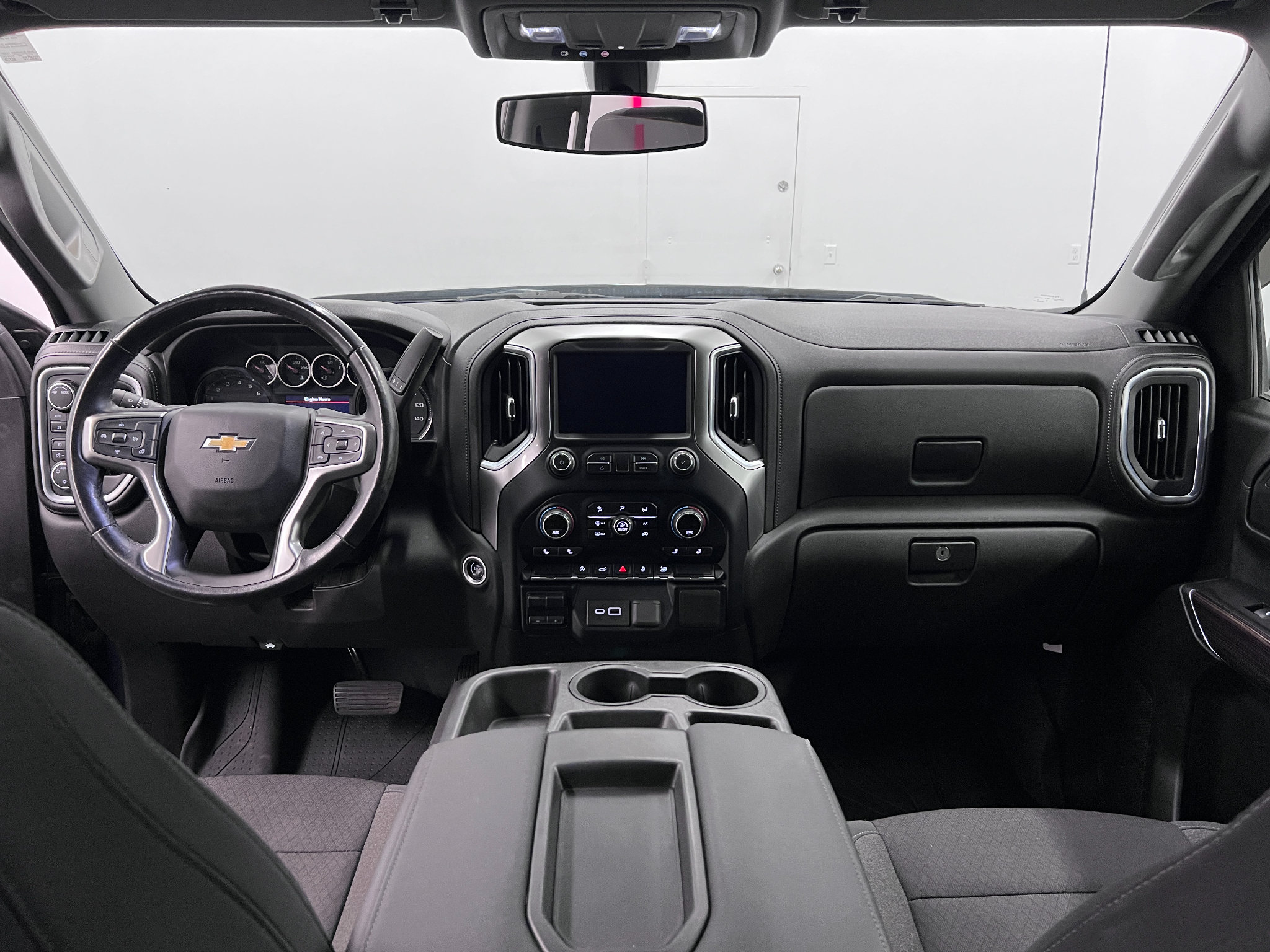 Used 2021 Chevrolet Silverado 1500 LT AWD/4WD image 11