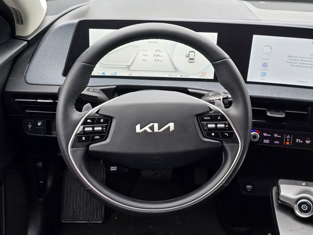 Certified 2024 Kia EV6 Light AWD/4WD image 21
