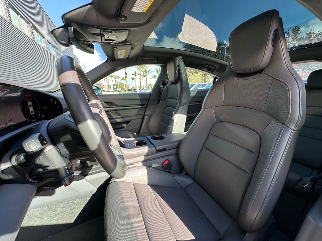 Used 2024 Porsche Taycan 4S image 5