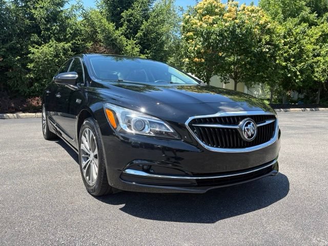 Used 2017 Buick LaCrosse Essence w/ Sun and Shade Package FWD image 9