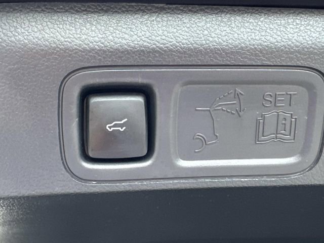 Certified 2024 Lincoln Navigator L Reserve image 16