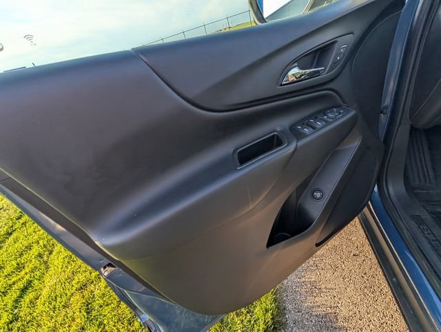 Used 2024 Chevrolet Equinox LT FWD image 14