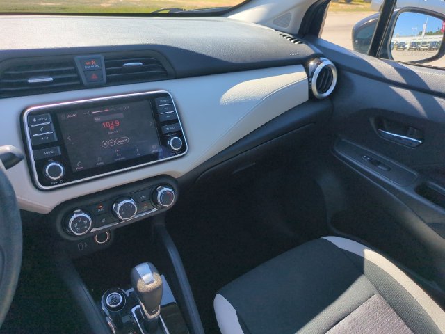 Used 2021 Nissan Versa SV FWD image 21