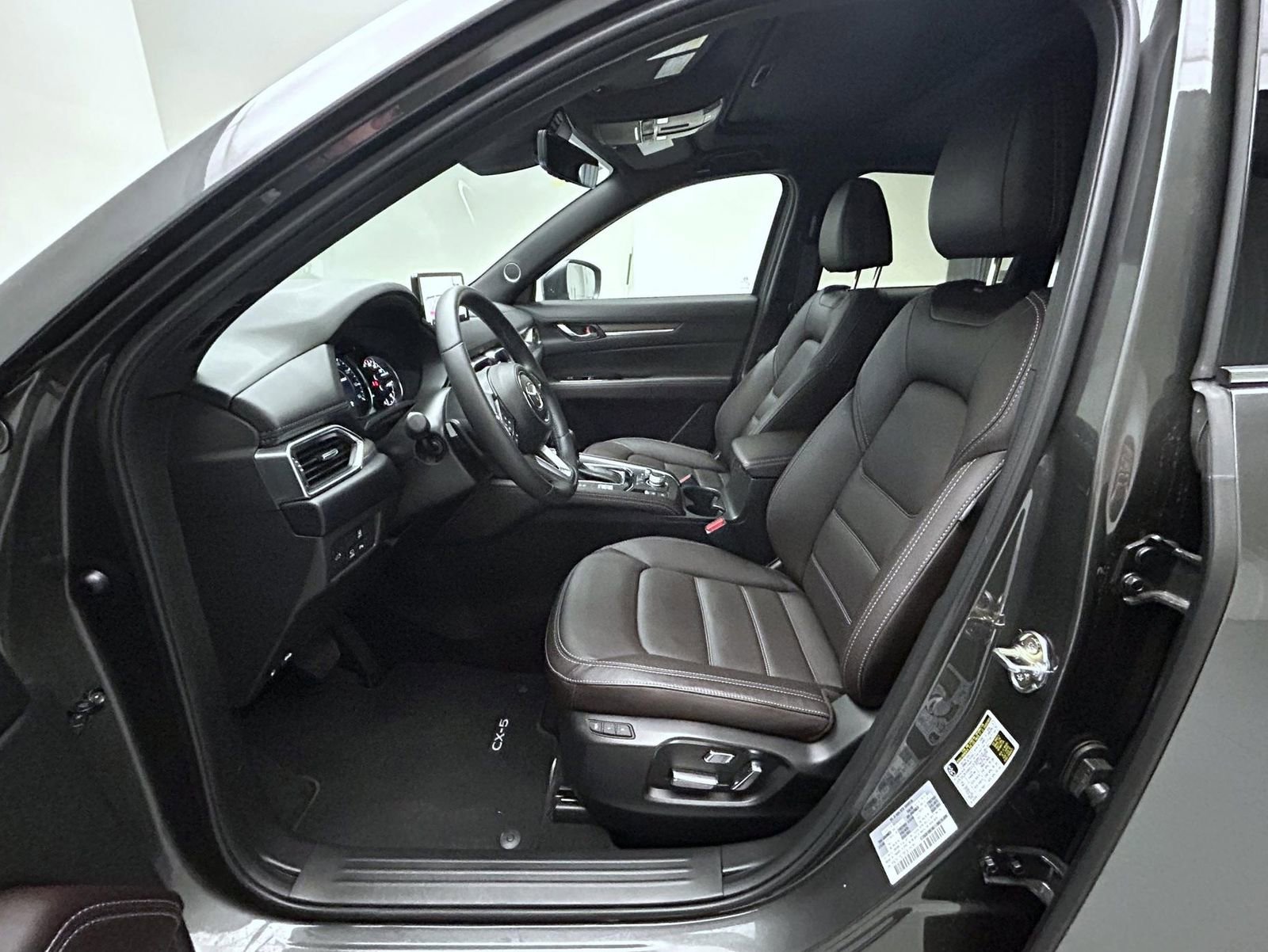 Certified 2025 MAZDA CX-5 Signature AWD/4WD image 11