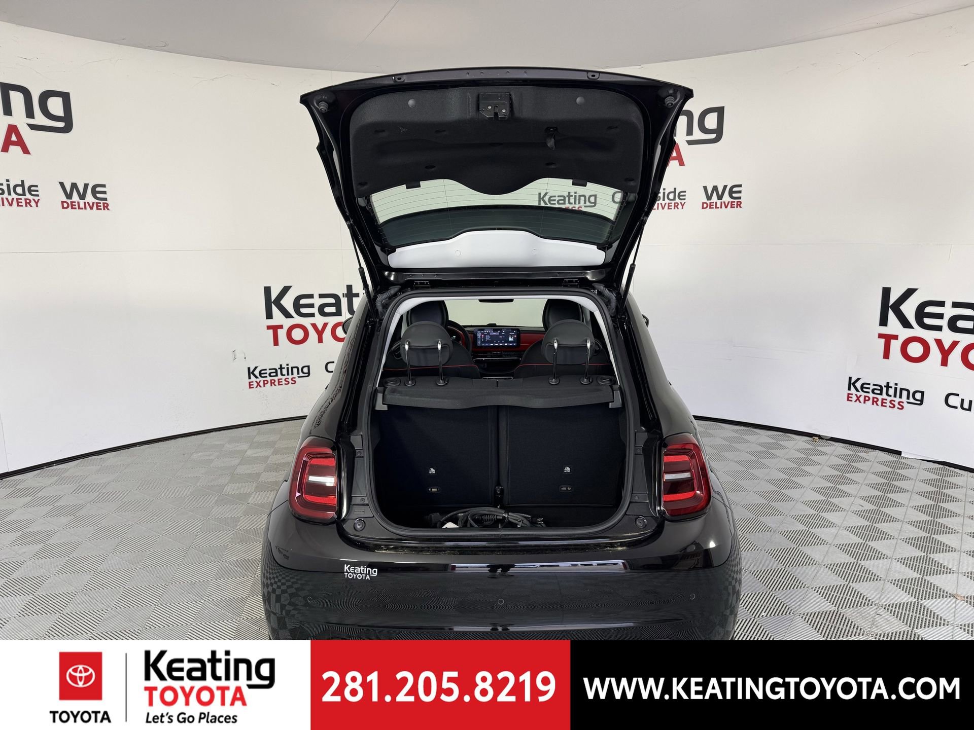 Used 2024 FIAT 500 e (RED) image 16