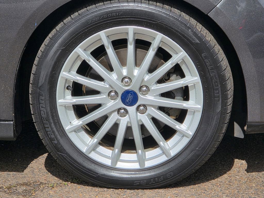 Used 2016 Ford C-MAX Energi SEL image 27