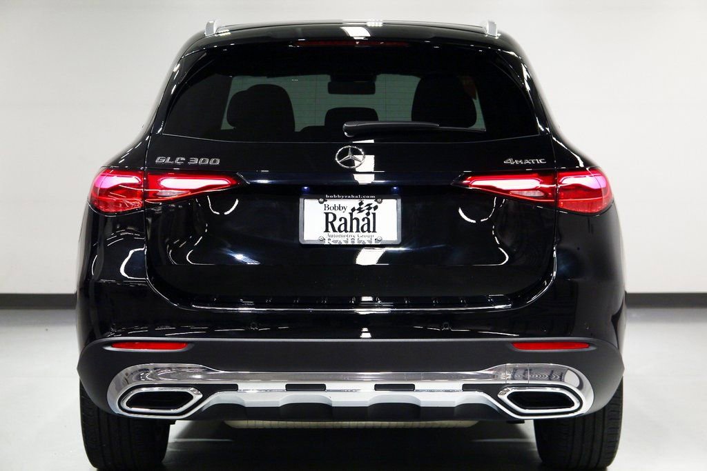 Certified 2025 Mercedes-Benz GLC 300 4MATIC image 11