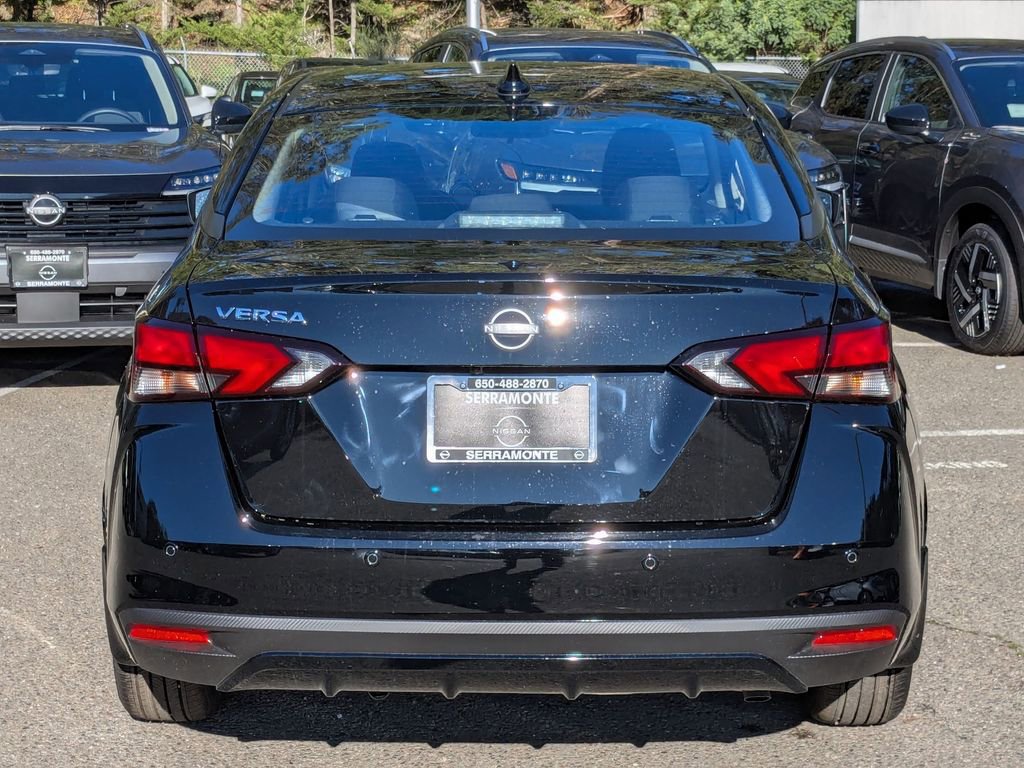 New 2025 Nissan Versa SV w/ Trunk Package FWD image 6