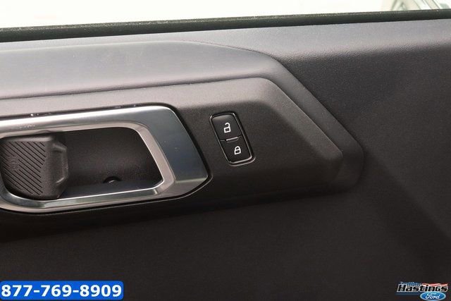 New 2025 Ford Bronco Outer Banks AWD/4WD image 12