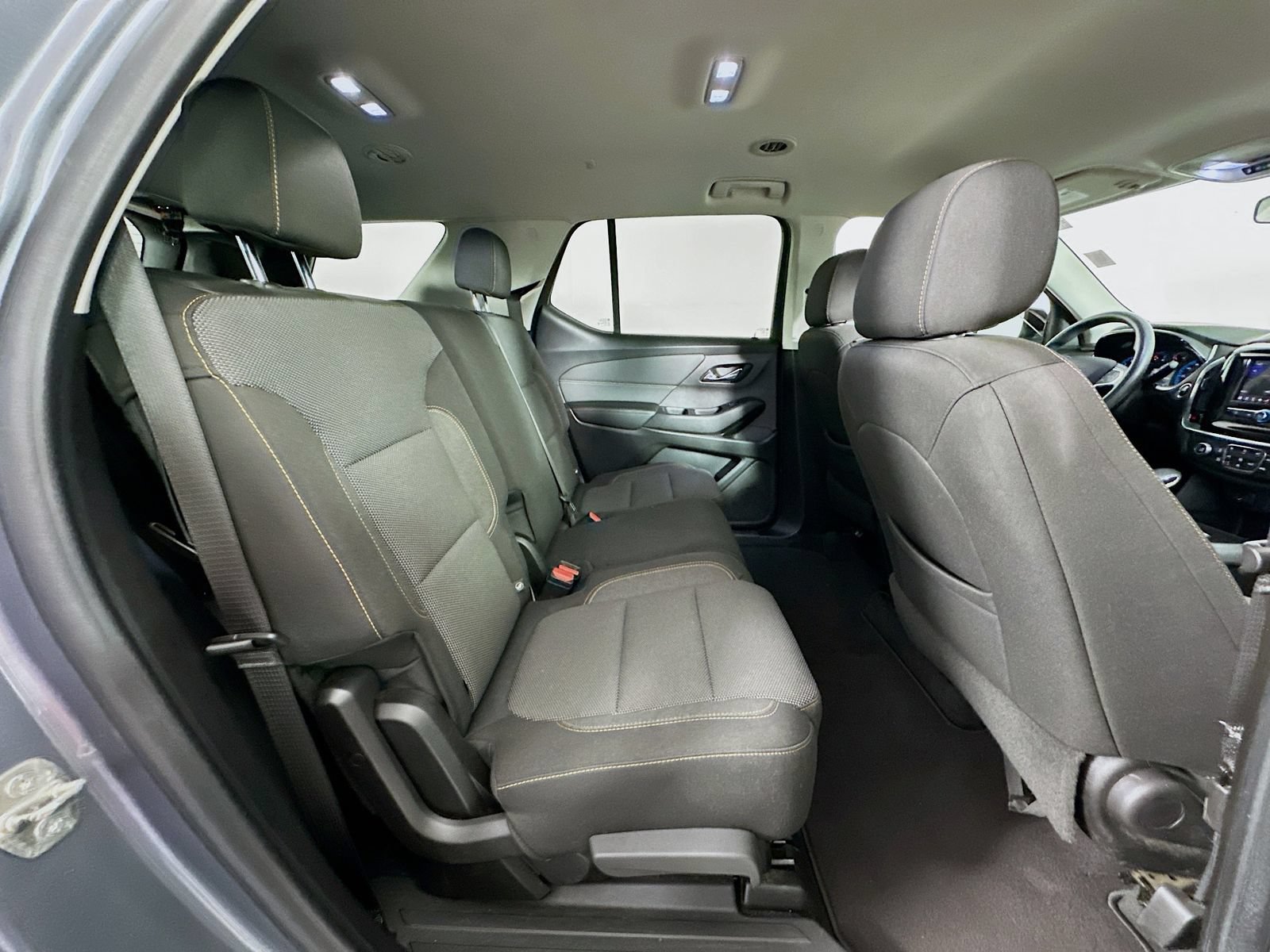 Used 2021 Chevrolet Traverse LS AWD/4WD image 28