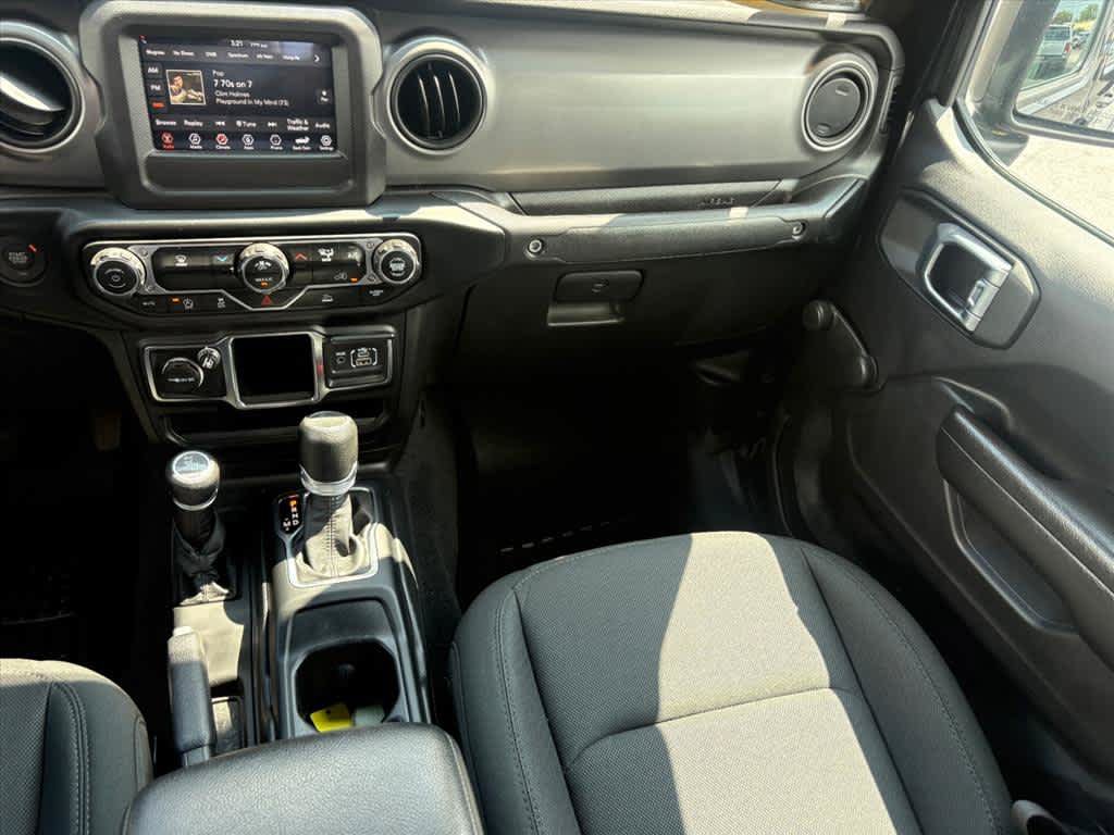 Used 2022 Jeep Gladiator Sport AWD/4WD image 5