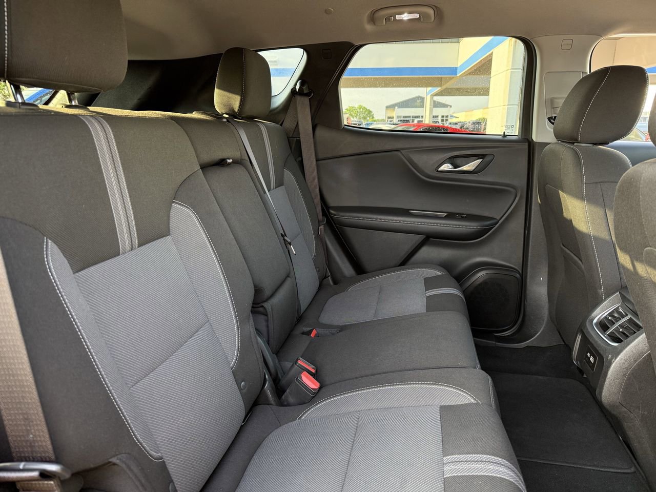 Certified 2025 Chevrolet Blazer LT FWD image 25