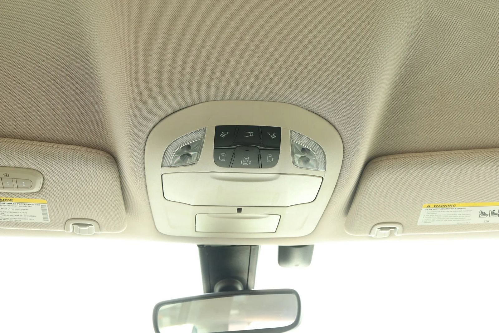 Used 2018 Chrysler Pacifica Touring-L FWD image 42