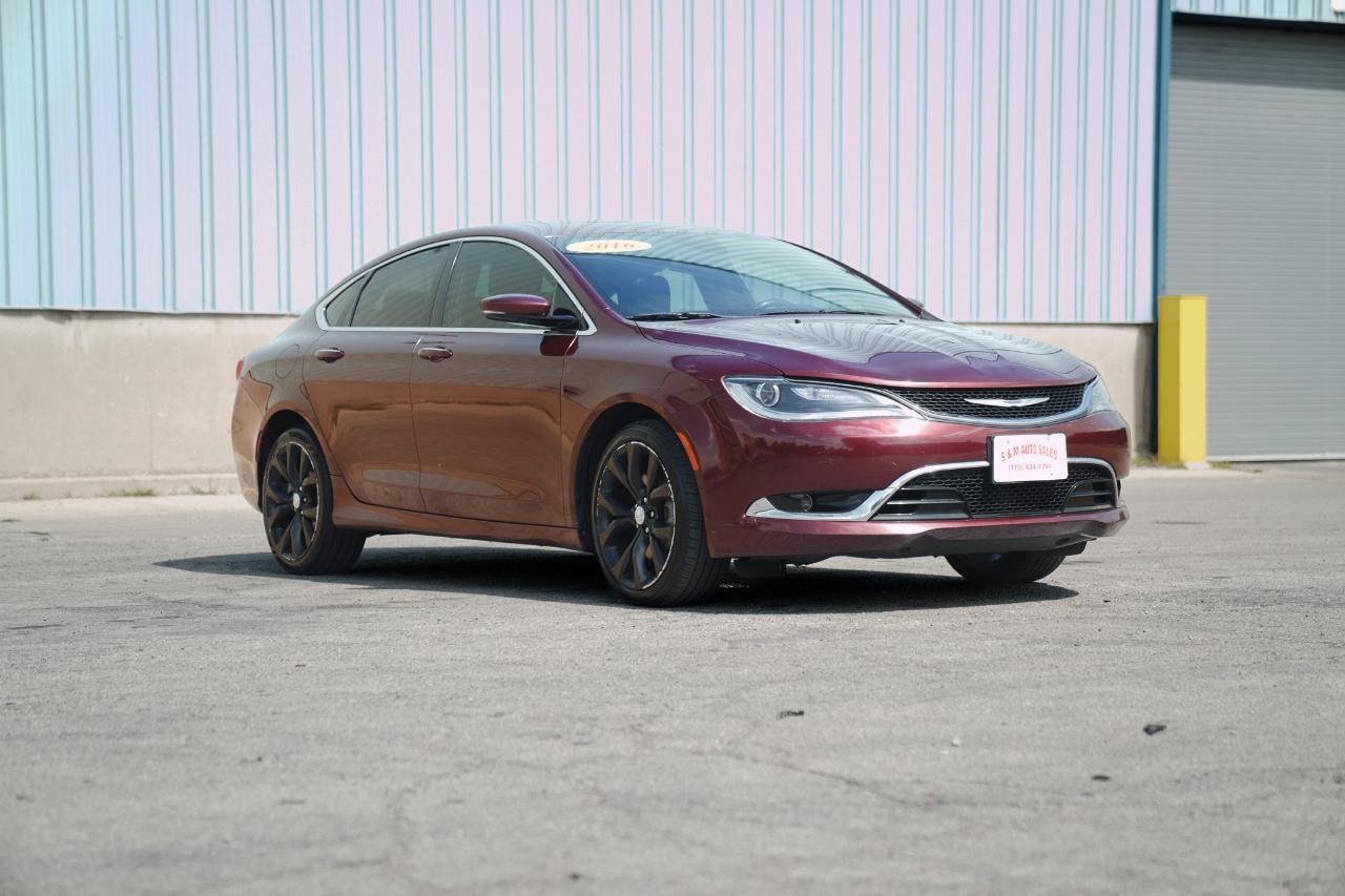 Used 2016 Chrysler 200 C w/ Sun & Sound Group FWD image 5