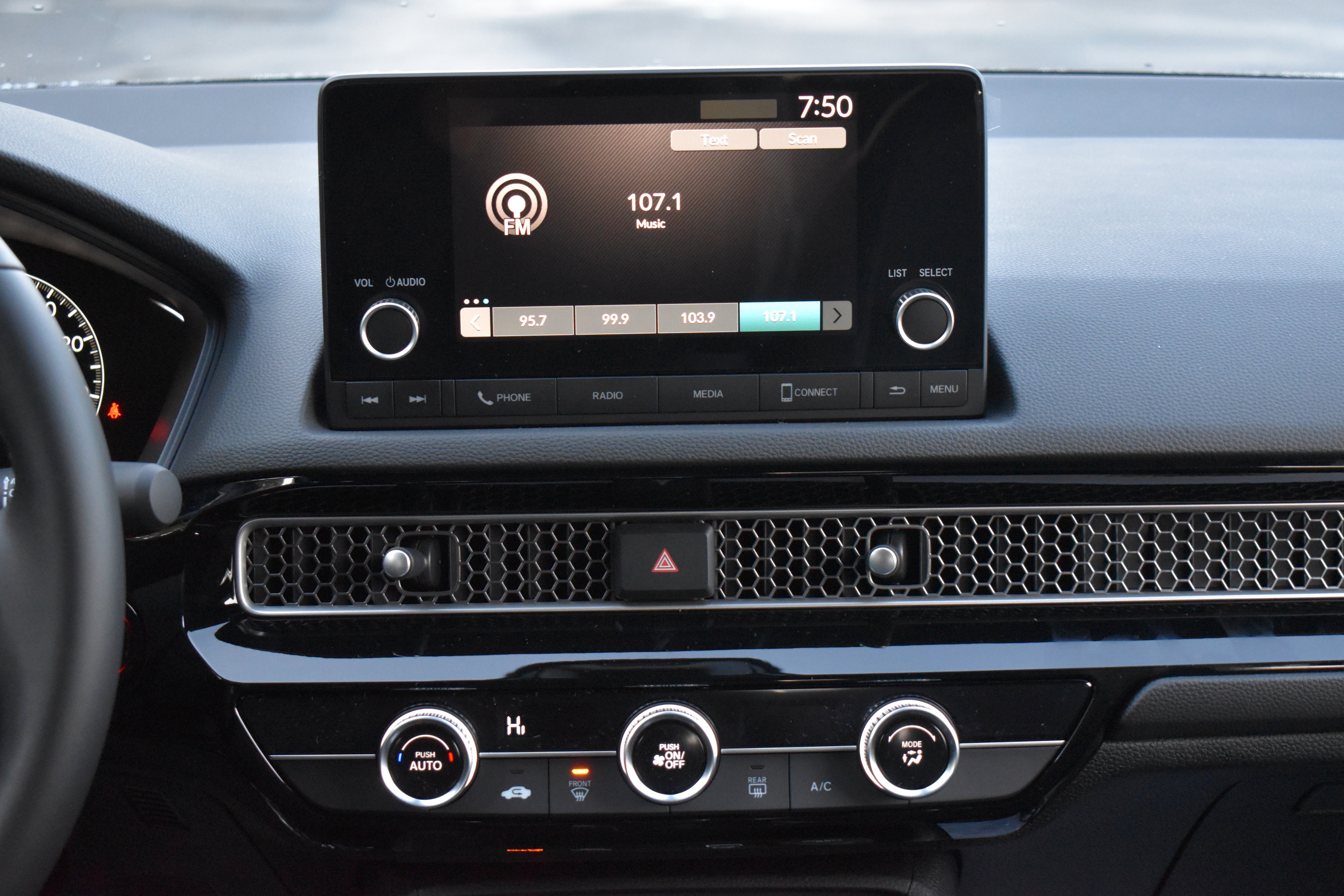 Used 2023 Honda Civic Sport image 17