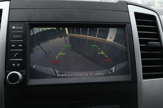 Used 2020 Nissan Frontier S image 16