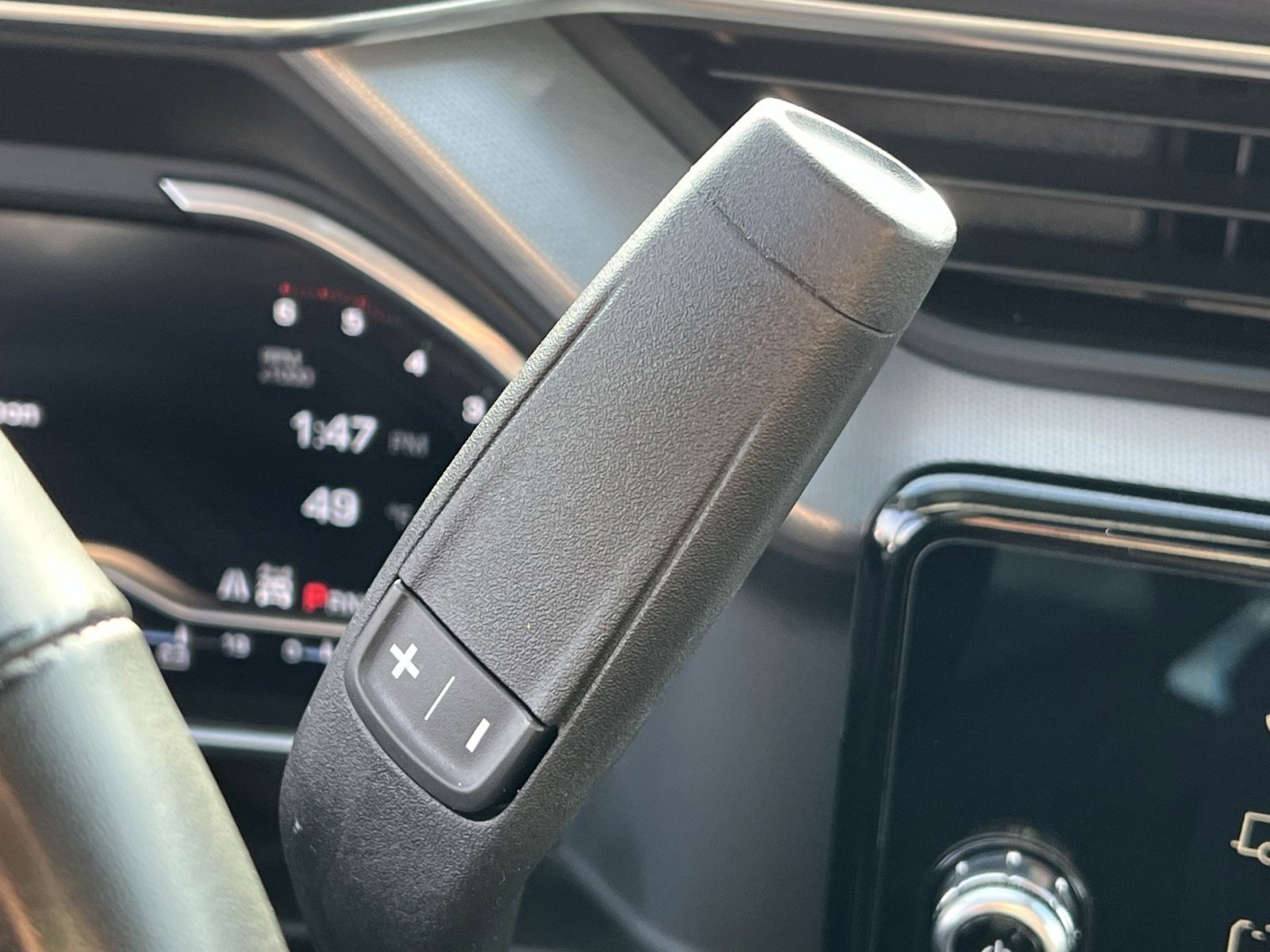 Used 2024 GMC Sierra 3500 Denali w/ Denali Reserve Package image 22