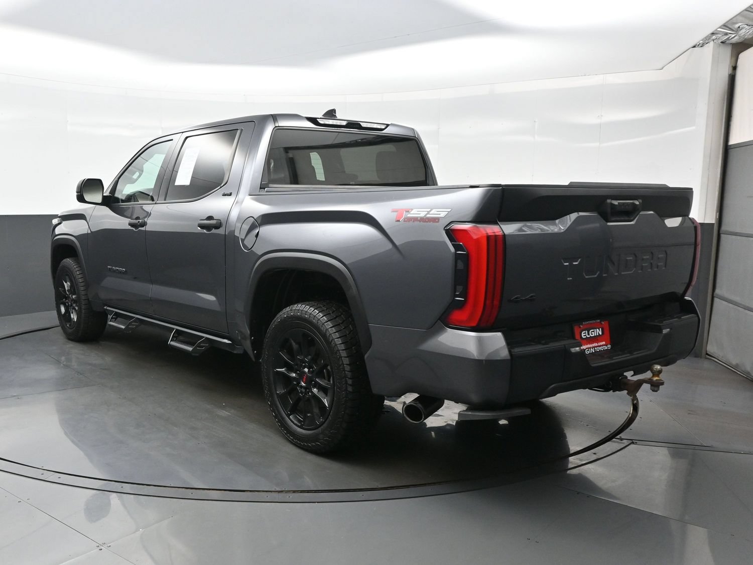 Used 2023 Toyota Tundra SR5 AWD/4WD image 4