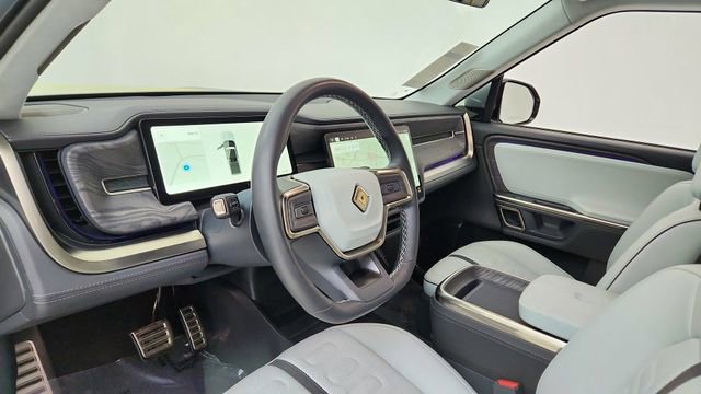 Used 2023 Rivian R1T Adventure image 19