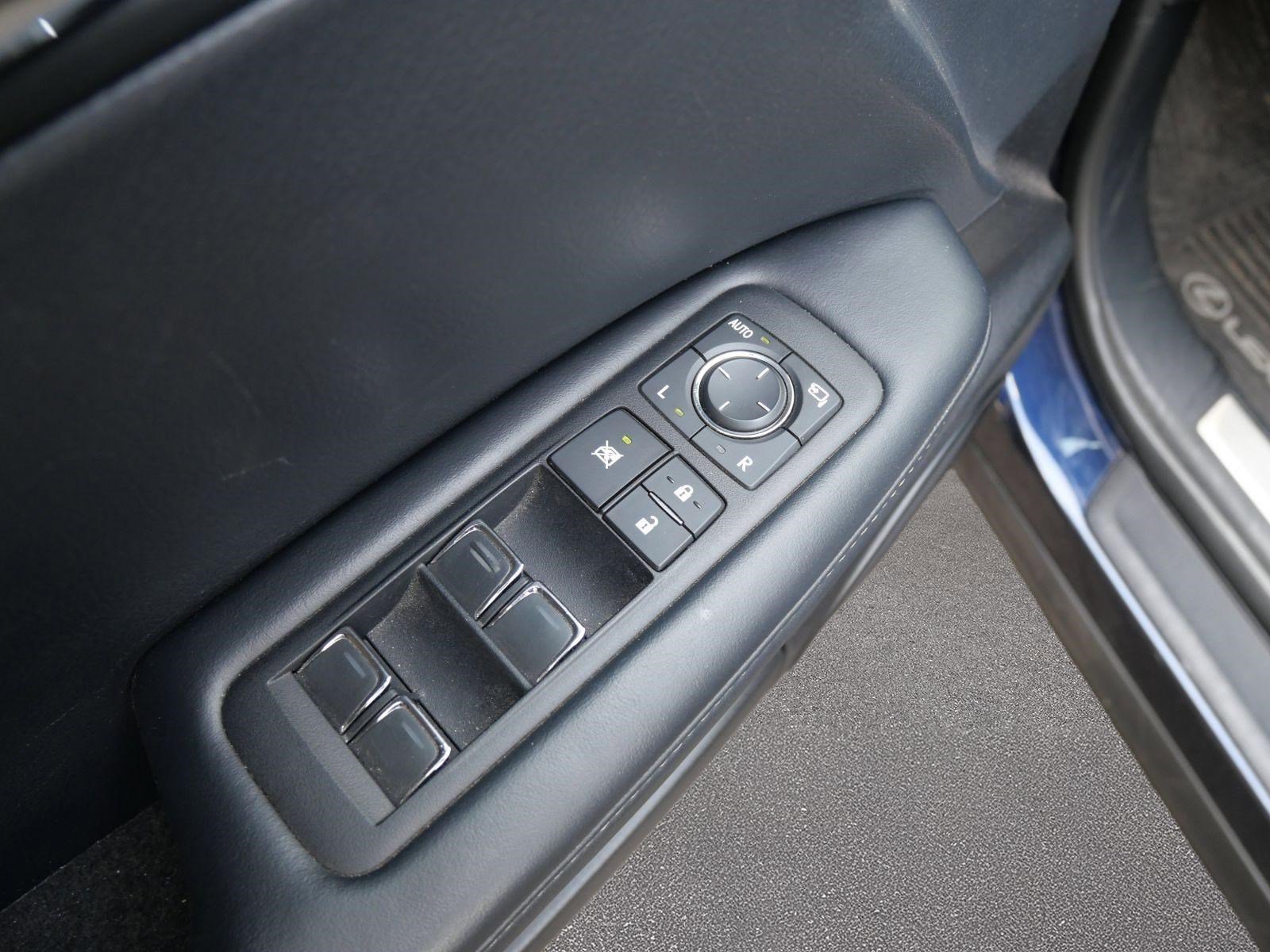 Used 2022 Lexus RX 350 FWD w/ Premium Package image 7