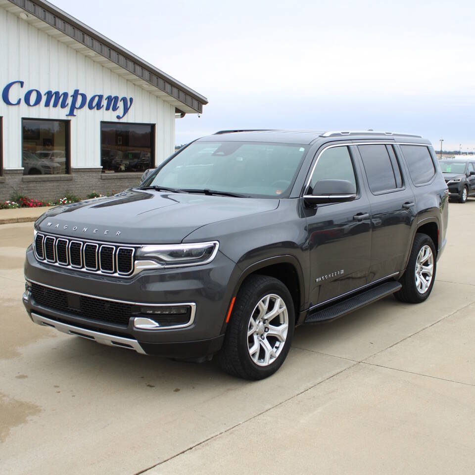 Used 2022 Jeep Wagoneer Series II AWD/4WD image 1
