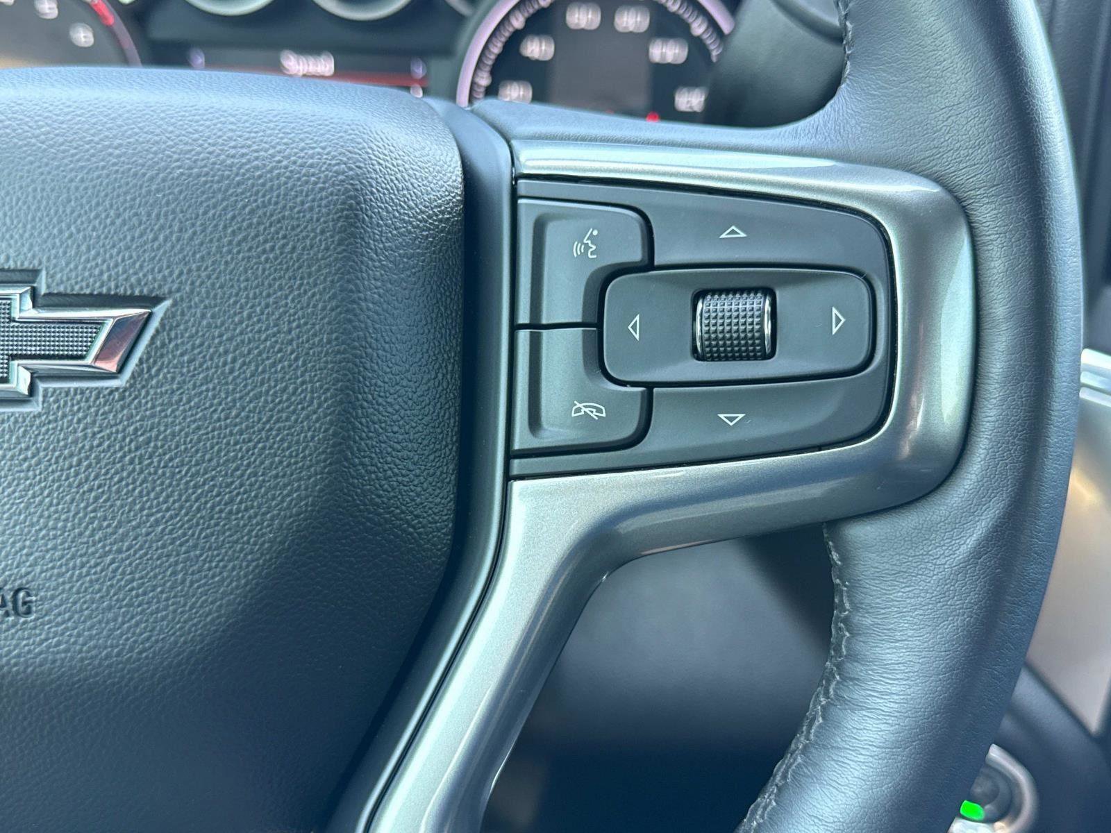 Used 2022 Chevrolet Silverado 1500 LT Trail Boss w/ Safety Package AWD/4WD image 8