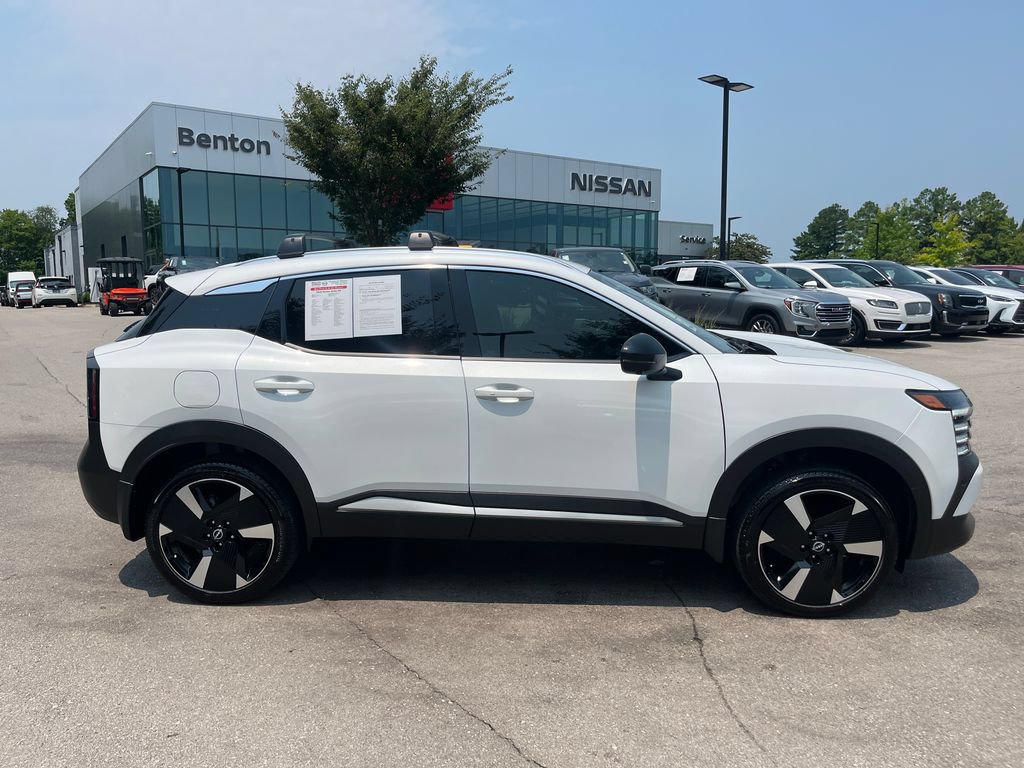 Certified 2026 Nissan Kicks SR FWD image 8