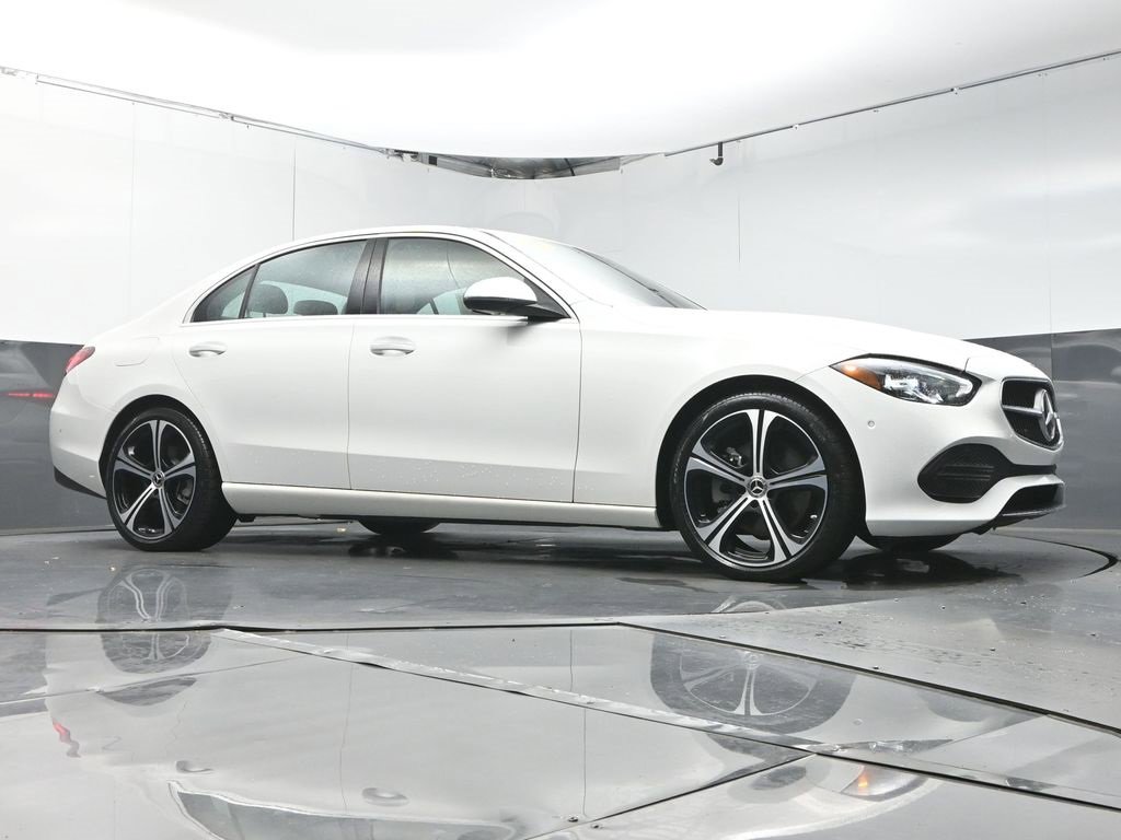 Used 2024 Mercedes-Benz C 300 Sedan image 33