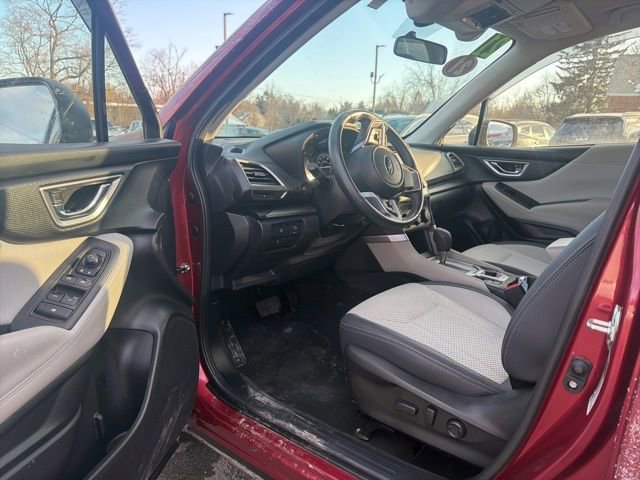 Used 2021 Subaru Forester Premium image 15