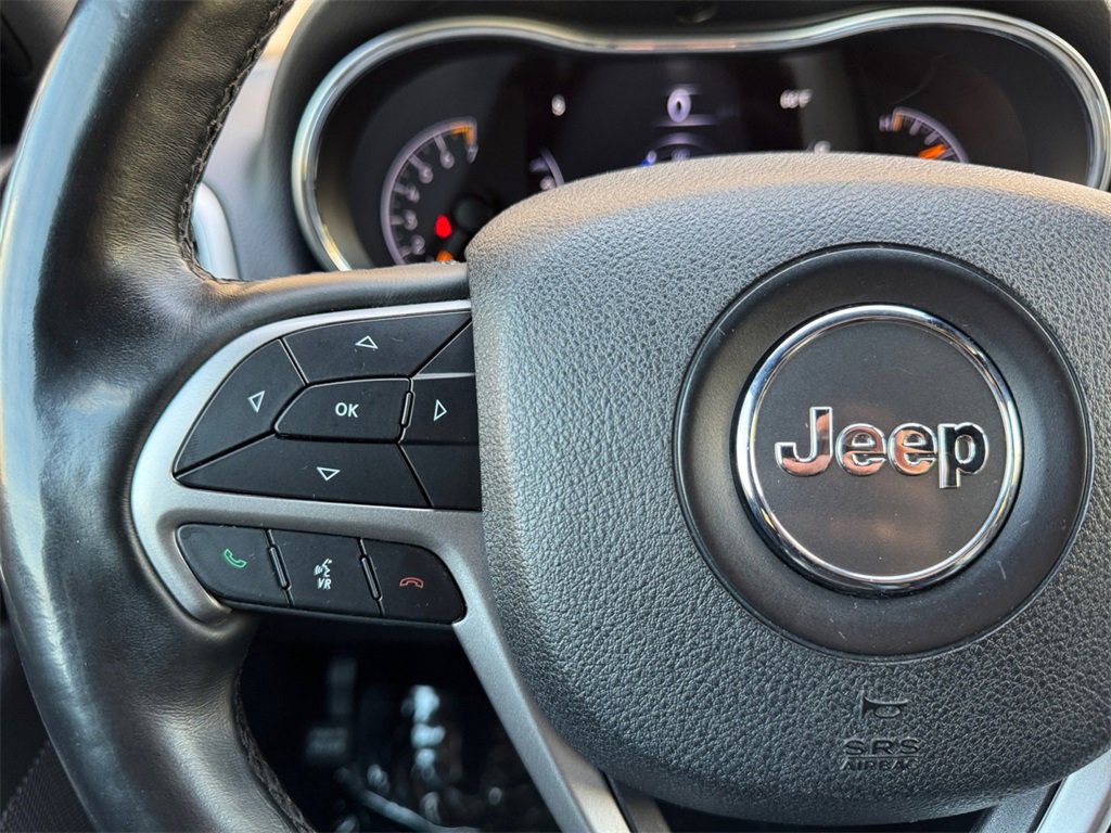 Used 2018 Jeep Grand Cherokee Limited image 22
