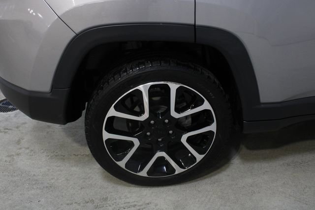 Used 2021 Jeep Compass Limited w/ Sun and Sound Group AWD/4WD image 28