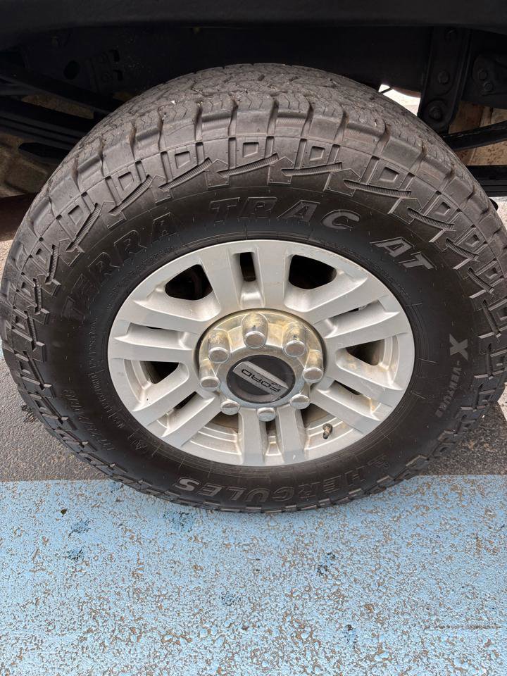 Used 2019 Ford F350 XLT w/ Camper Package AWD/4WD image 23