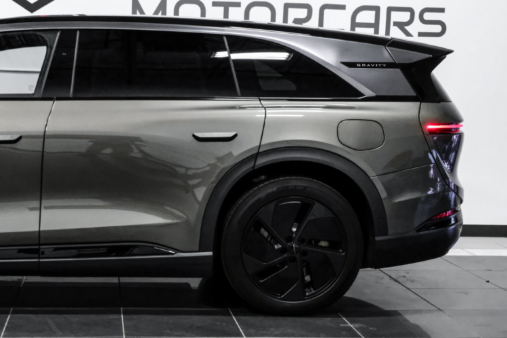 Used 2026 Lucid Gravity Grand Touring AWD/4WD image 18