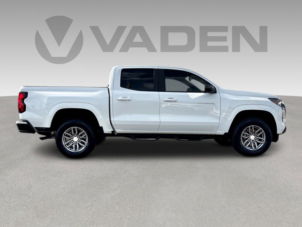 Used 2023 Chevrolet Colorado LT w/ LT Convenience Package II image 29