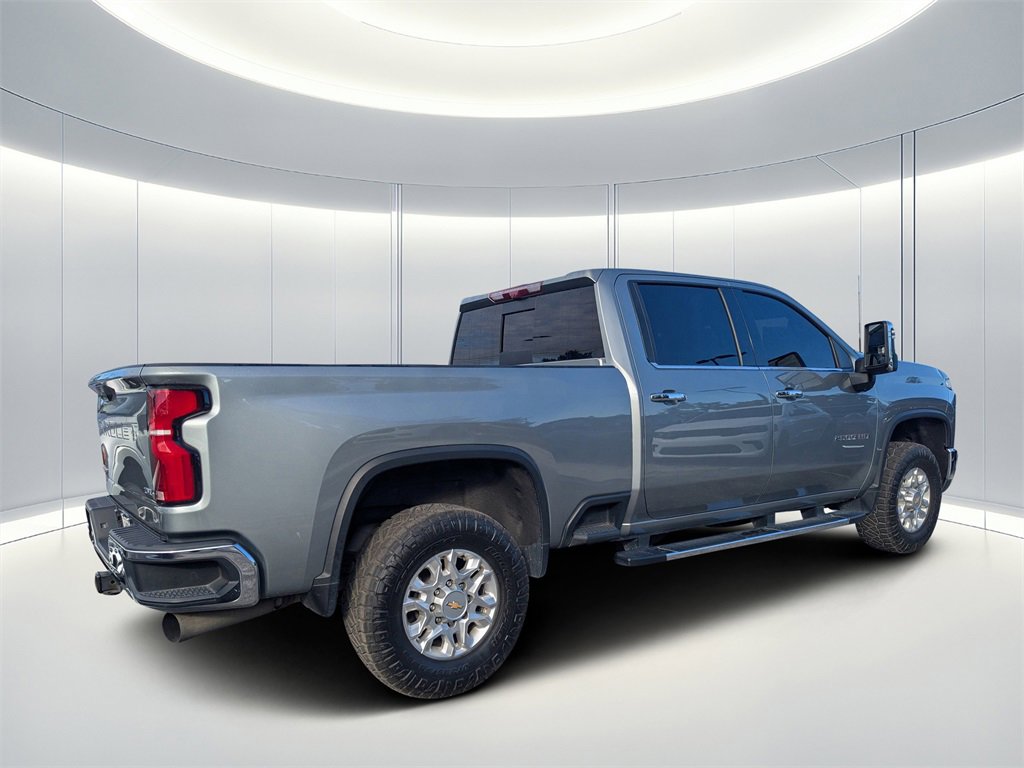 Used 2024 Chevrolet Silverado 2500 LTZ w/ LTZ Convenience Package image 4